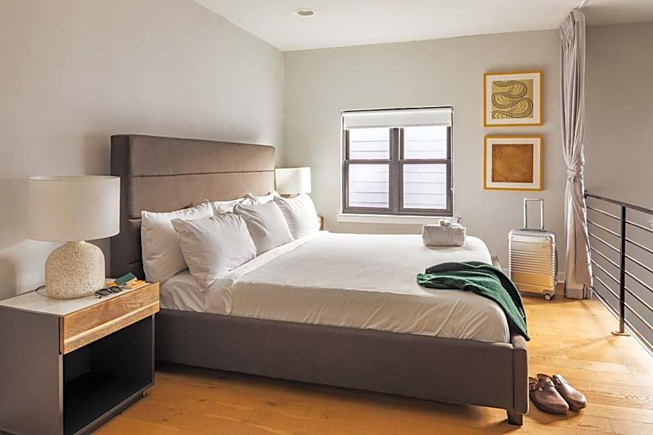 Sosuite at The Vine - Old City