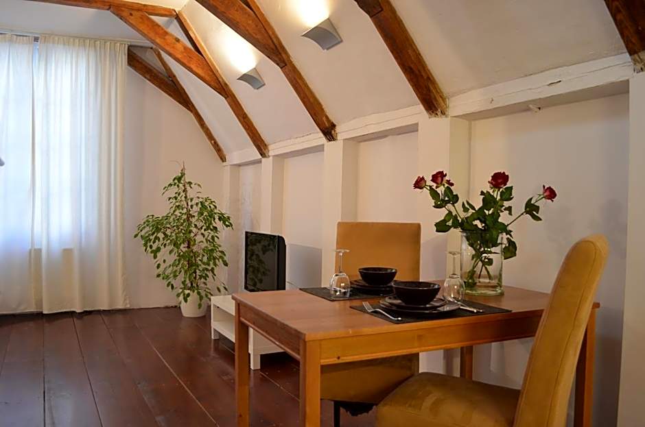 Rembrandtplein Bed & Breakfast