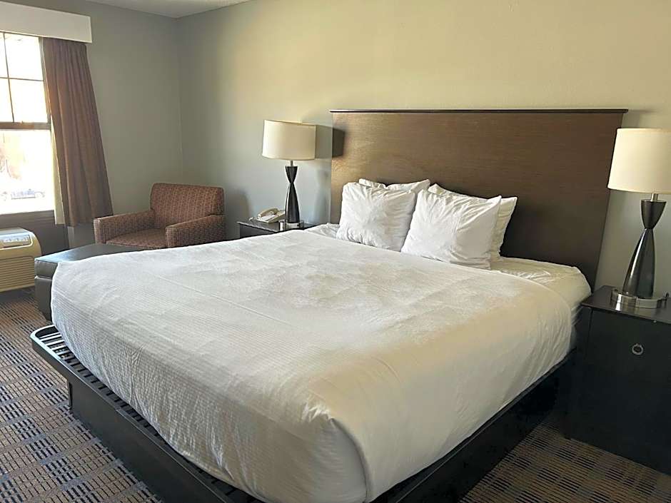 AmericInn by Wyndham Ottumwa