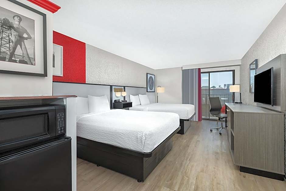 Ramada by Wyndham Tulsa Broken Arrow