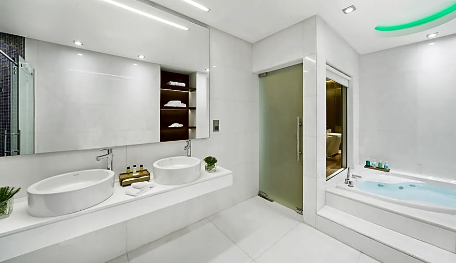 Four Points by Sheraton Doha