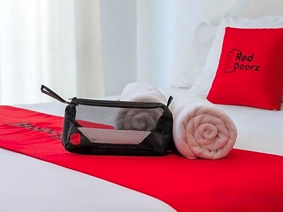 RedDoorz Near Teuku Umar Barat – Denpasar, CO