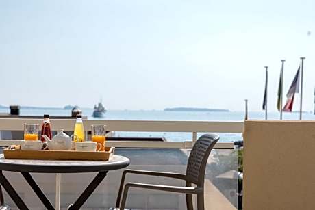 Double Room with Sea View