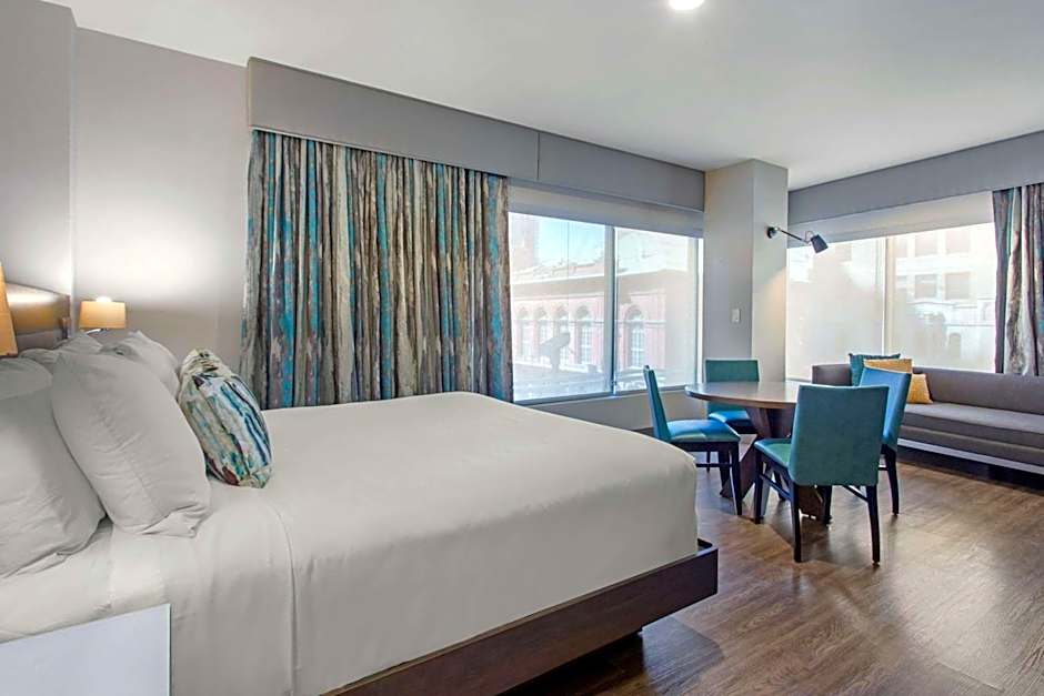 Cambria Hotel Philadelphia Downtown Center City