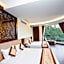 International Hotel