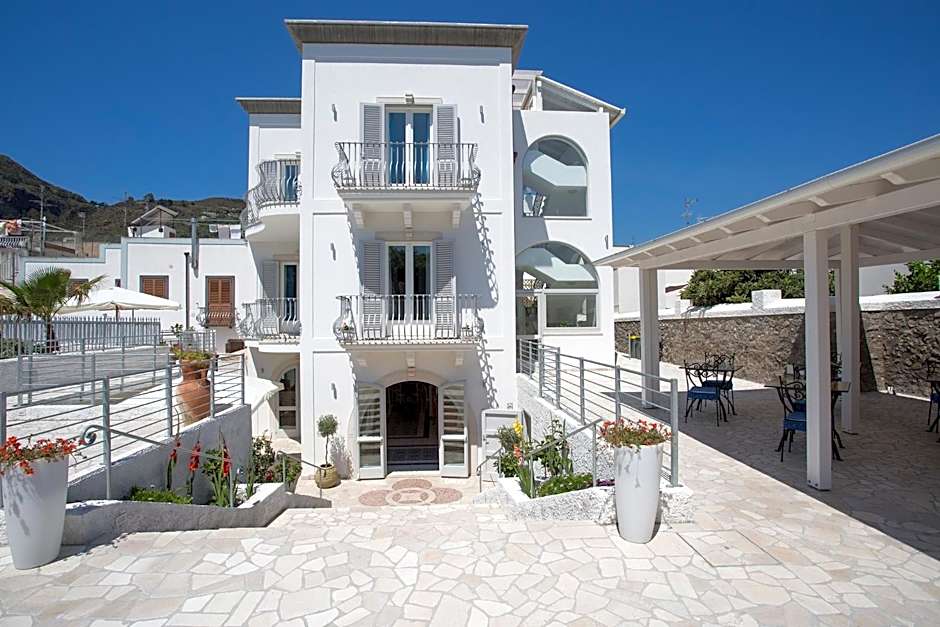 Odysseus Hotel