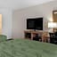 Quality Inn Saint Petersburg North-Tampa Bay