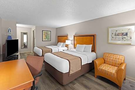 Queen Room with Two Queen Beds - Non-Smoking