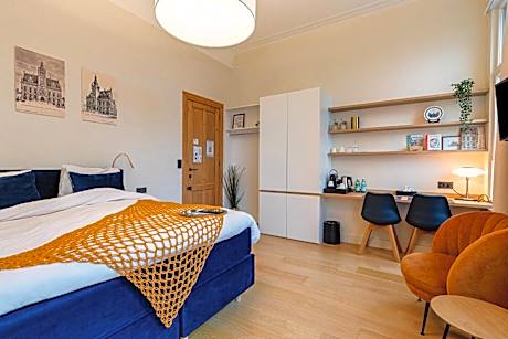 Deluxe Double Room with Shower