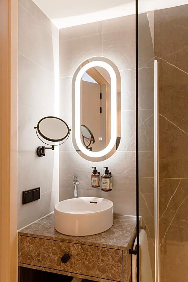 Breathe Boutique Hotel