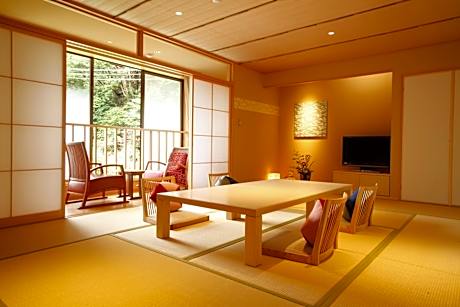 Japanese-Style Superior Room with Shared Bathroom