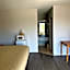 Budgetel Inn & Suites