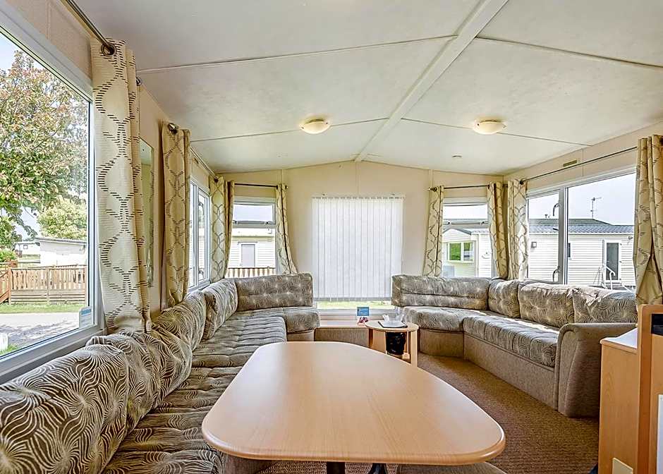 Riverside Caravan Holiday Park