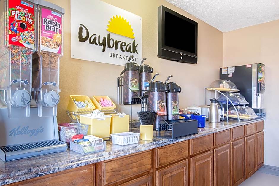 Days Inn by Wyndham Lake Havasu