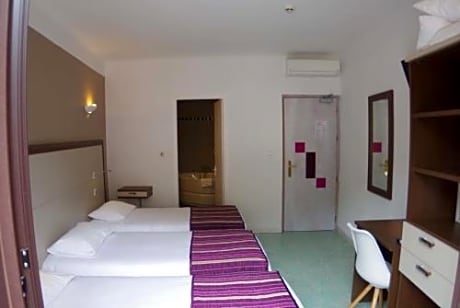 Triple Room with Village View