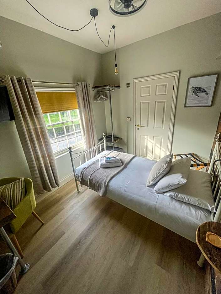 The White Horse Hotel