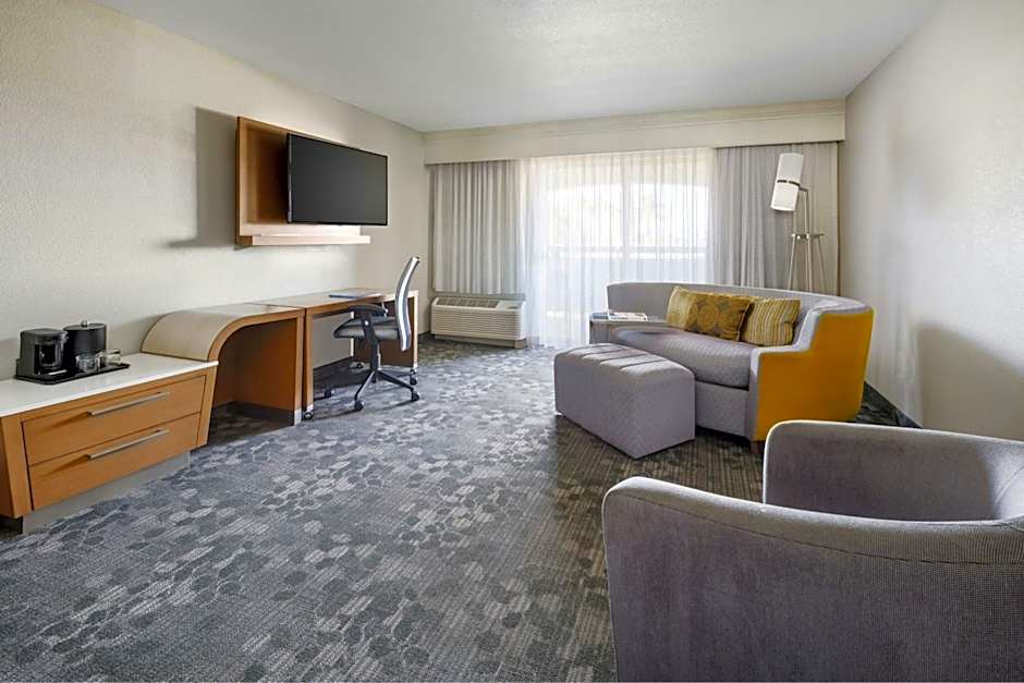 Courtyard by Marriott Palmdale