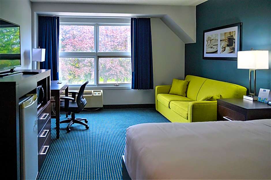 Days Inn by Wyndham Sarnia Harbourfront