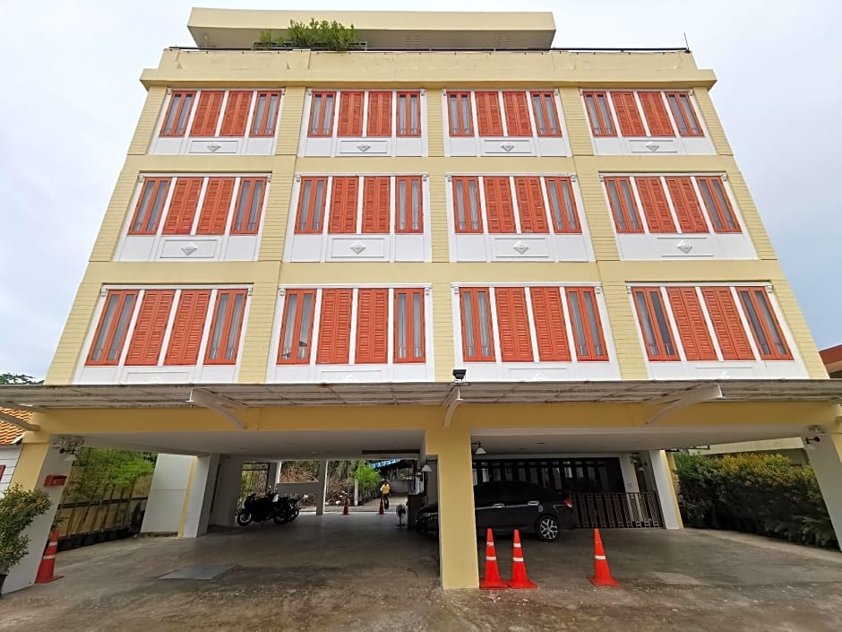 Lertnimit Boutique Hotel