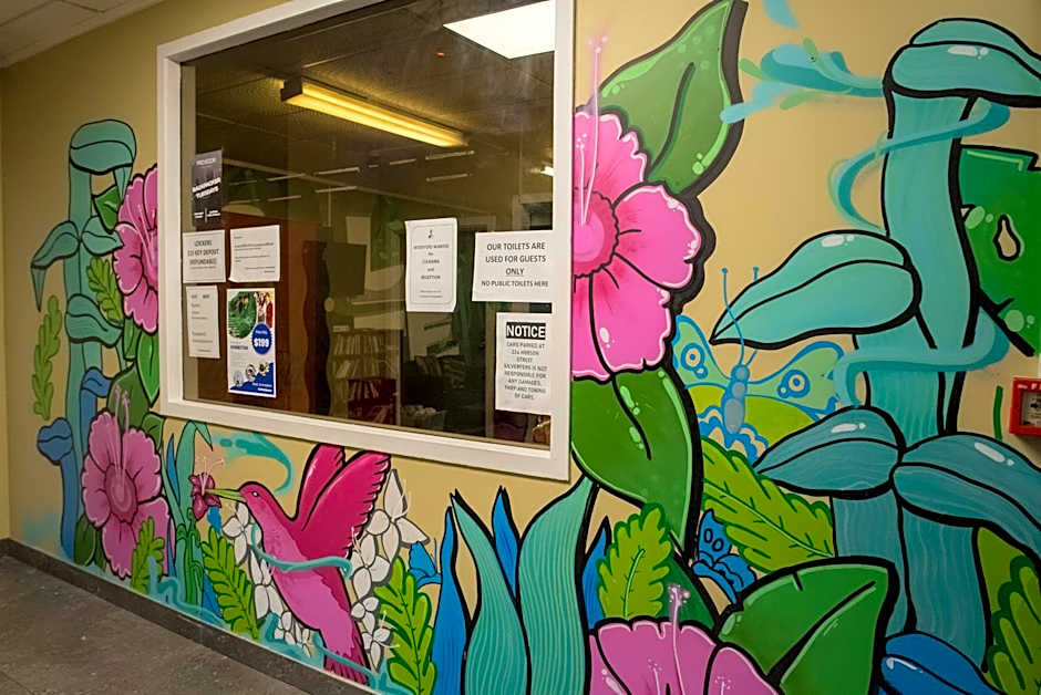 Silverfern Backpackers