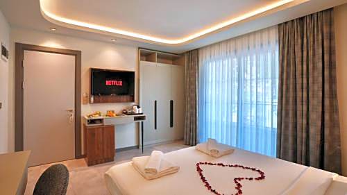 Ida Hotel