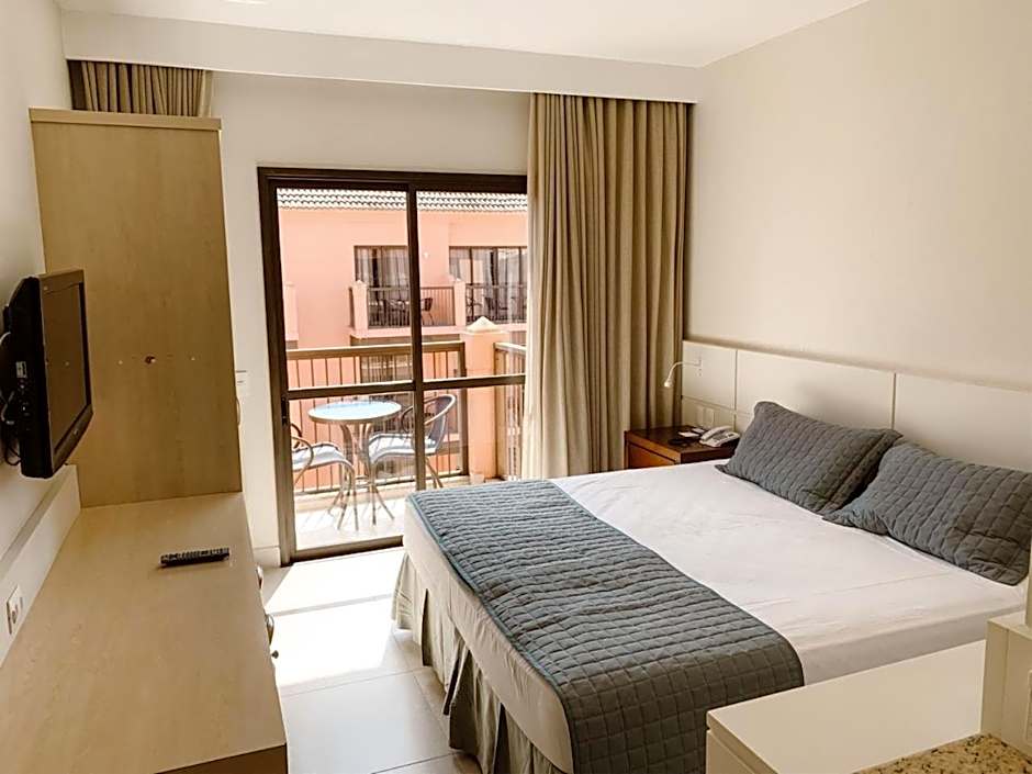 Jurerê Beach Village - Flat na Praia