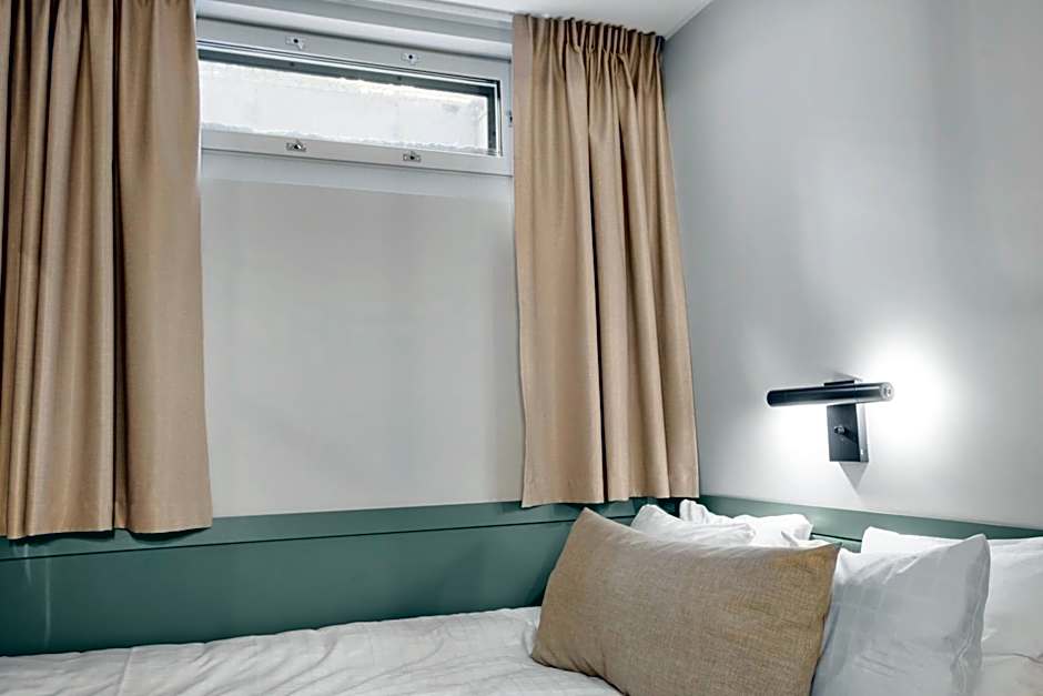 Best Western Hotel at 108