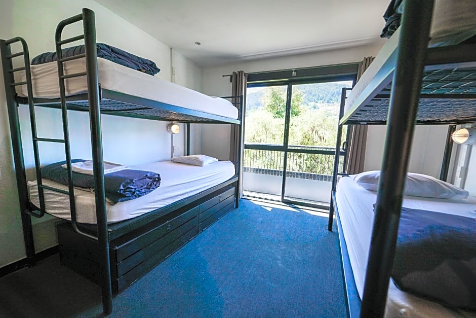 Base Backpackers Queenstown - Guest Reservations