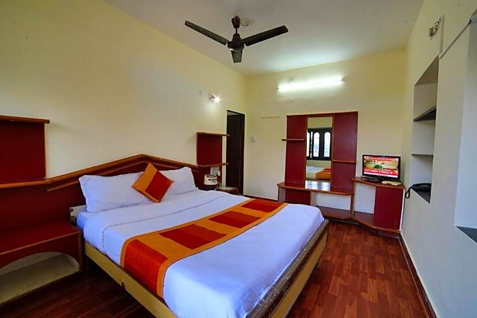 Hotel SSR Palace Mount Abu