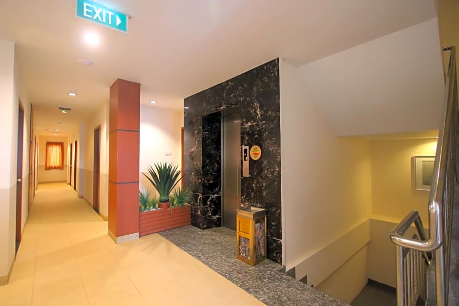 Lovina Inn Nagoya Batam