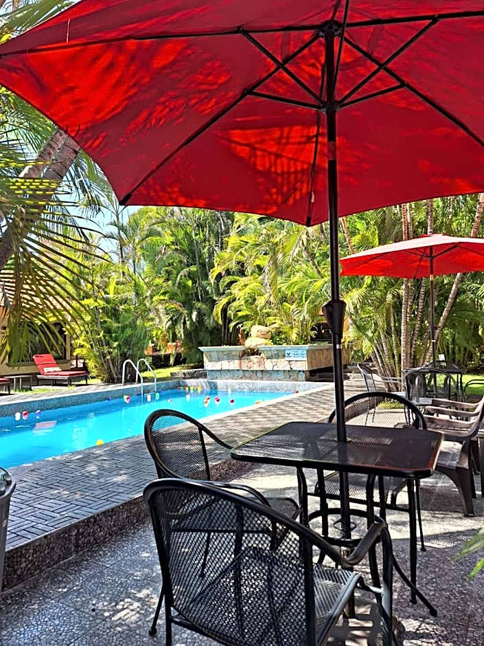 Palmareca Inn-Suites-Studios