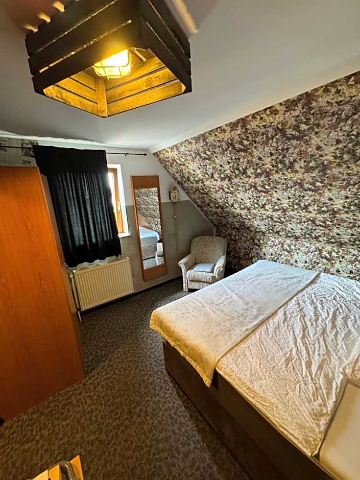 Hotel Kraus Ruhiges Hotel in Bielefeld-Heepen, kostenloser Parkplatz