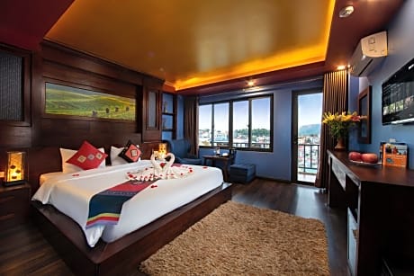 Junior Suite with Mountain View