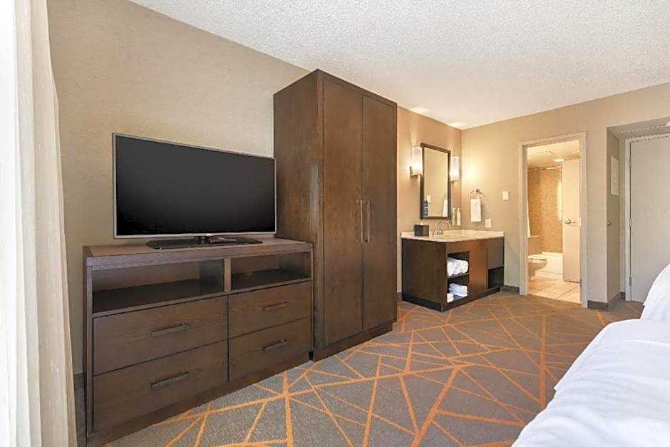 Embassy Suites Denver Tech Center North – Denver, CO