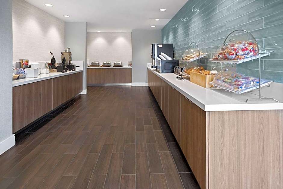 La Quinta Inn & Suites by Wyndham Atlanta Airport North