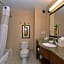 Hampton Inn By Hilton And Suites Bakersfield North-Airport