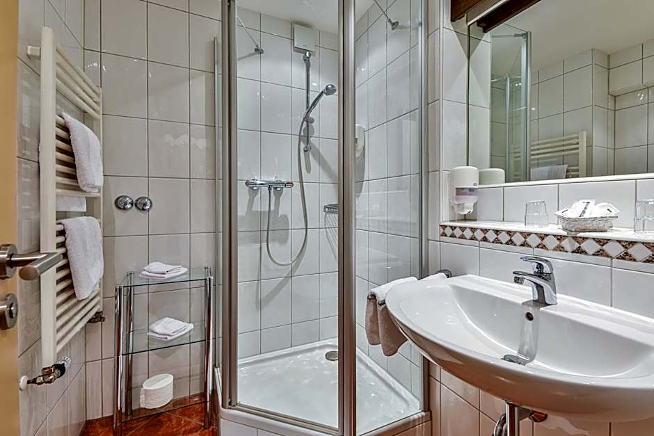 Alpenhotel Fischer - Adults Only