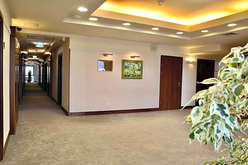 Hotel Tęczowy Młyn