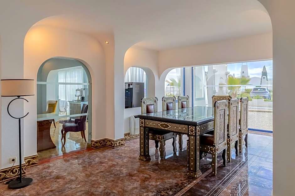 Grand Muthu Oura View Beach Club