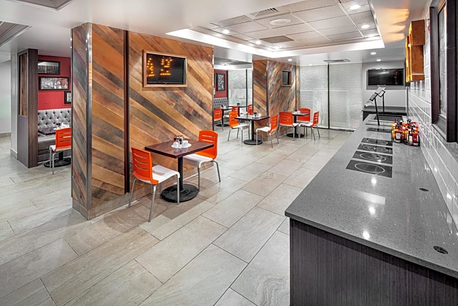 Holiday Inn Hotel Atlanta-Northlake By IHG