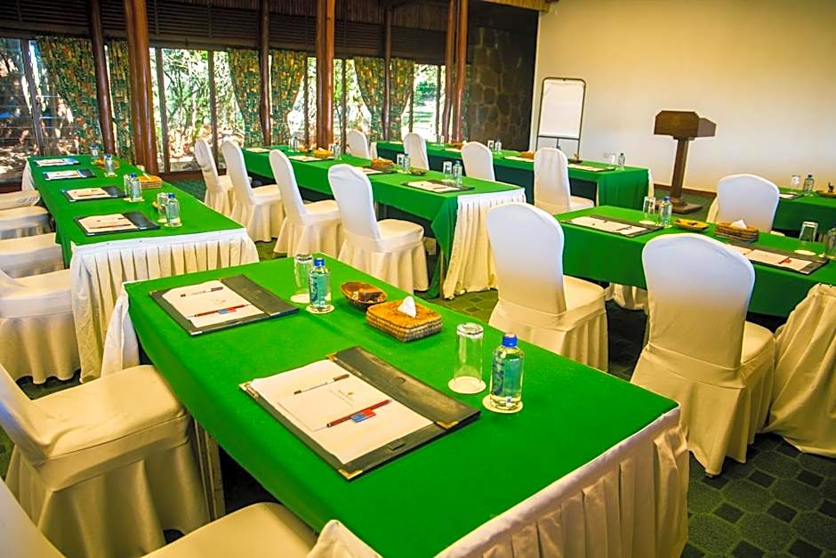 Kilaguni Serena Safari Lodge