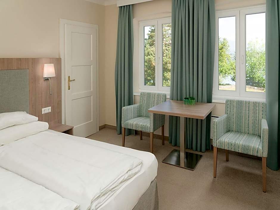 Inselhotel Faakersee