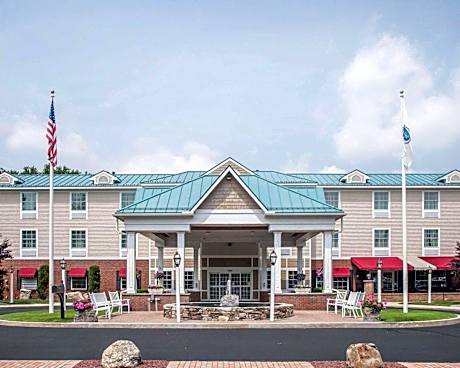 Comfort Inn & Suites Sturbridge-Brimfield