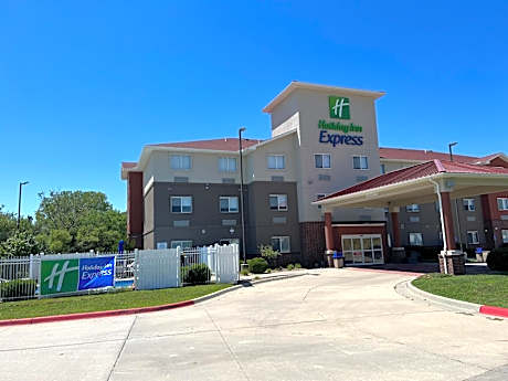 Holiday Inn Express - Wichita North - Park City By IHG