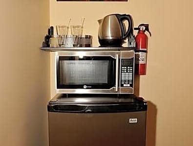 Midwood Suites Brooklyn