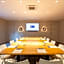 Holiday Inn Express And Suites Queenstown By IHG