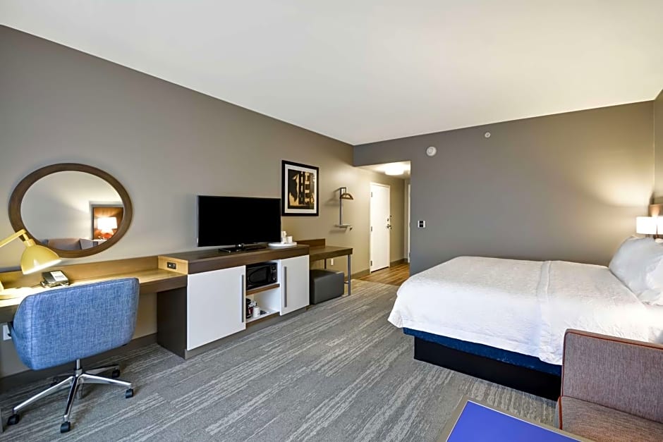 Hampton Inn By Hilton Livonia Detroit