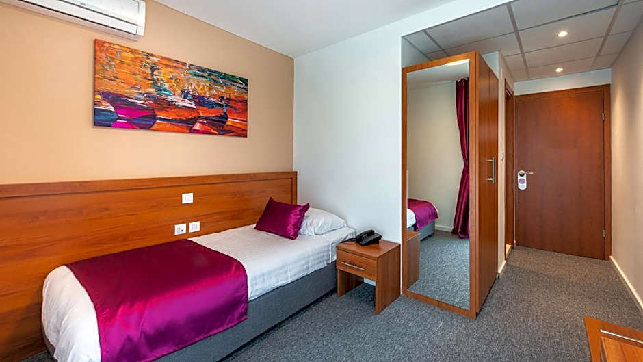 Hotel Komodor