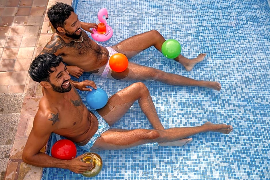 La Iguana Vallarta LGBT Experience - Romantic Zone