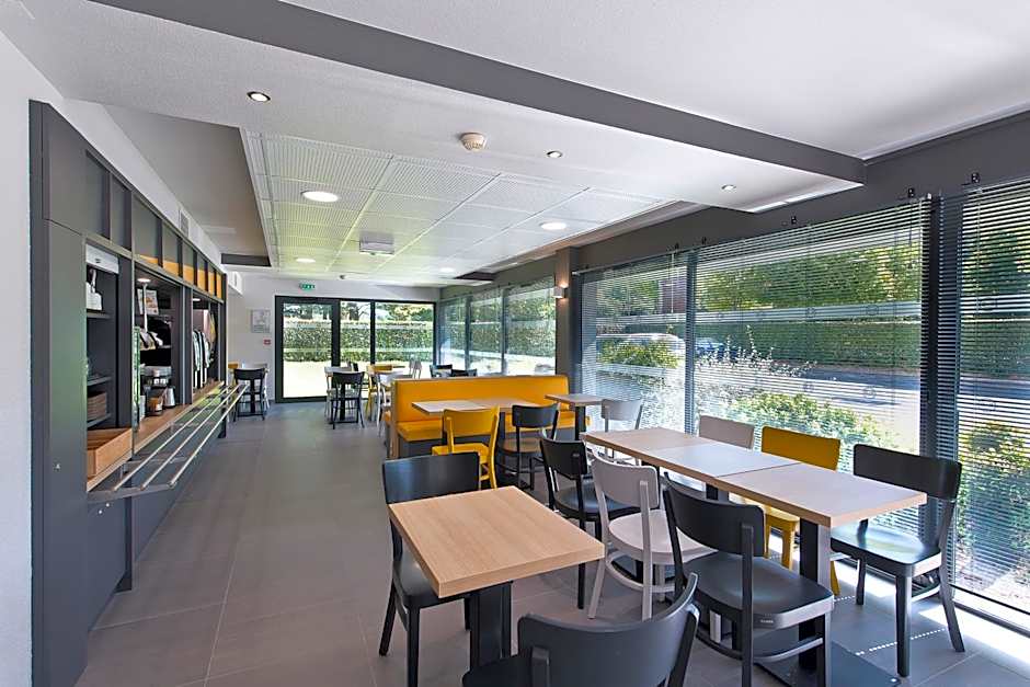 B&B HOTEL Pau Zénith